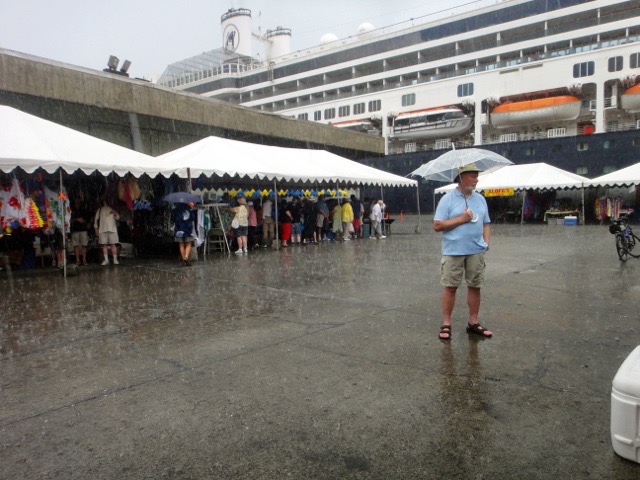 American Samoa - shopping in the rain